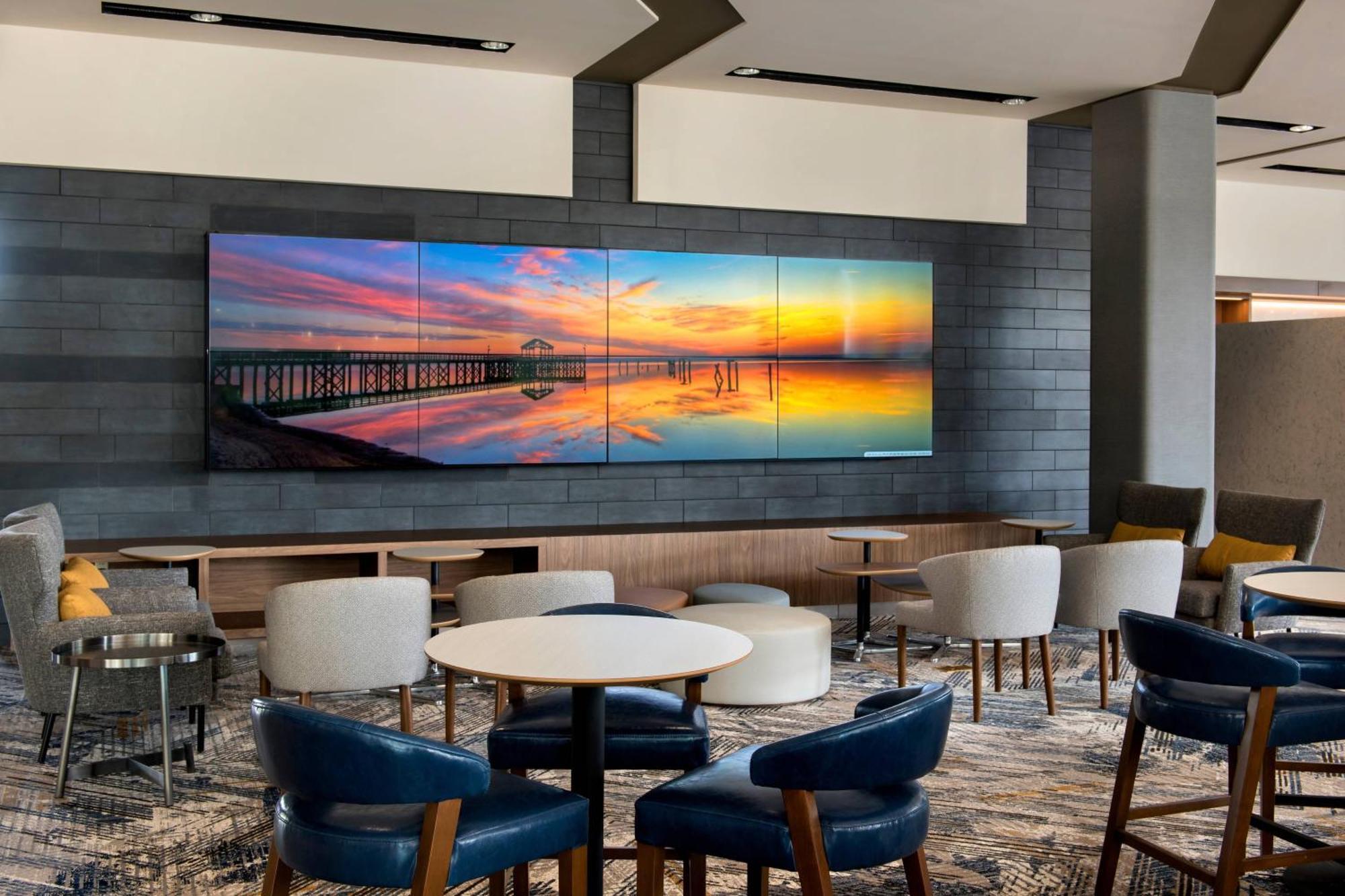 Courtyard By Marriott Philadelphia South At The Navy Yard Hotel Exterior foto